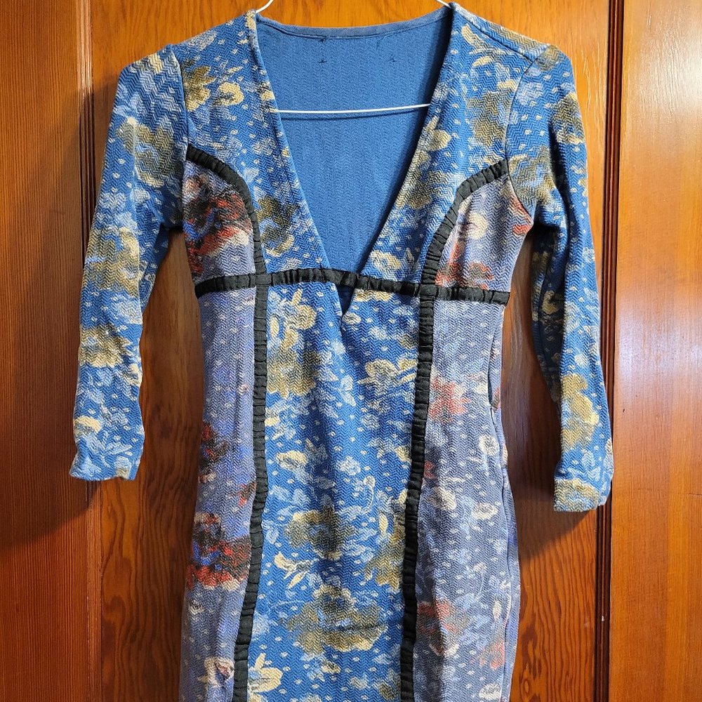 Floral Bodycon Keyhole Dress